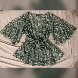 Dalmatian print ruffle hem belted blouse size 2